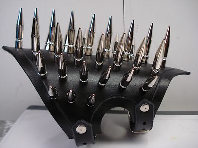 LEATHER SPIKE BRACELET .....(MDLG0133)..... 1349