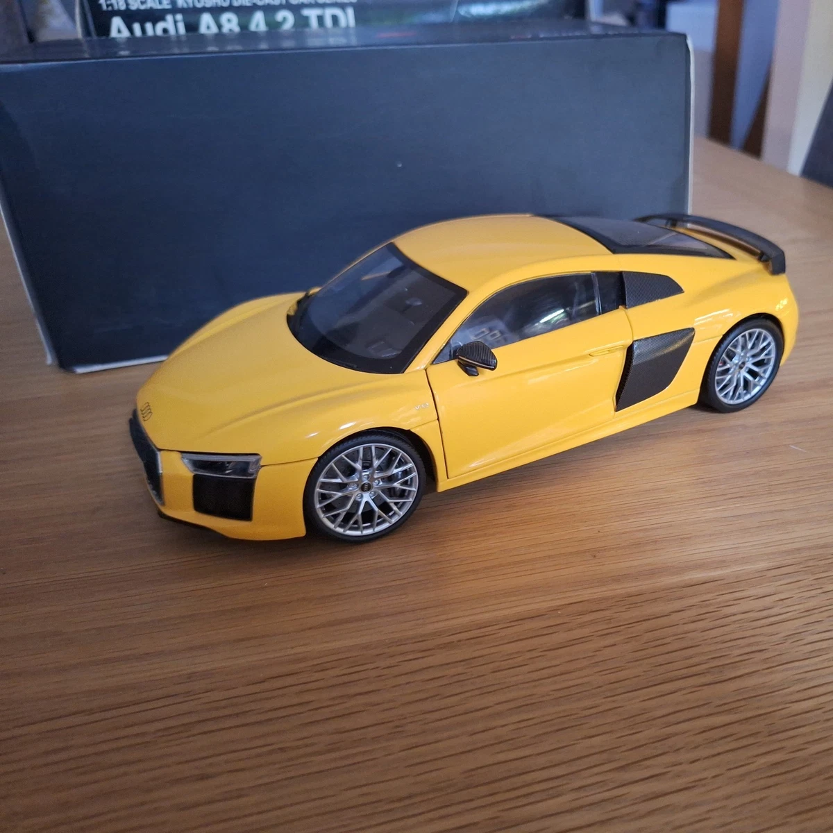 Kyosho Audi R8 1 18 for sale | eBay UK