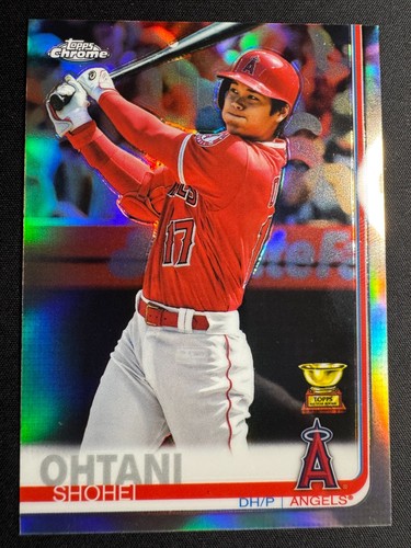 2019 Topps Chrome - Shohei Ohtani #1 Refractor Hitting Second Year Gold Cup
