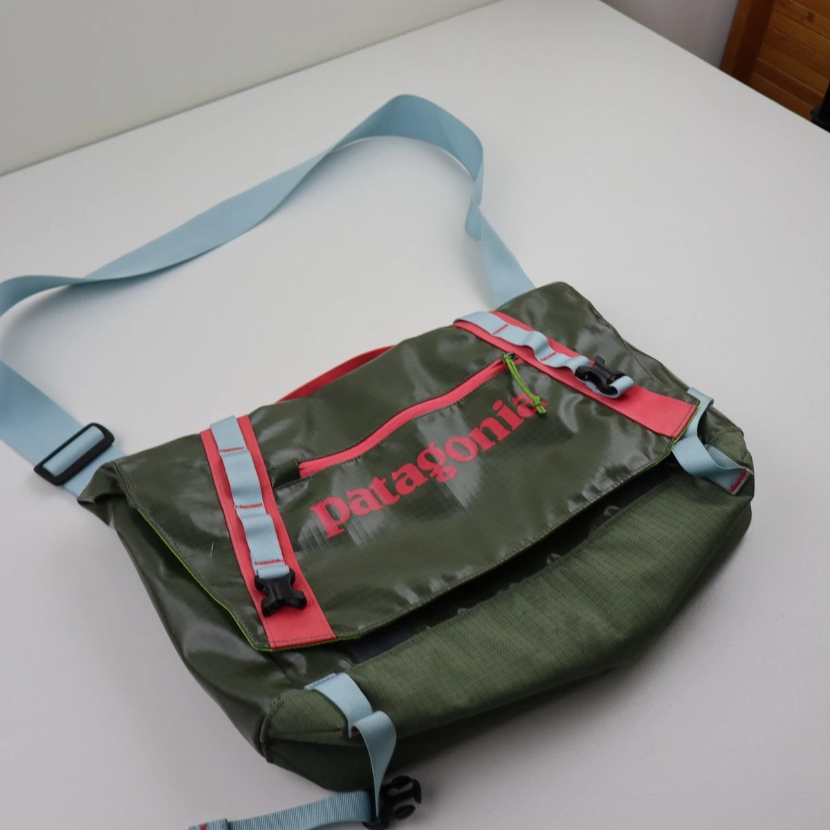 Black Patagonia Messenger Bags for Men for sale | eBay