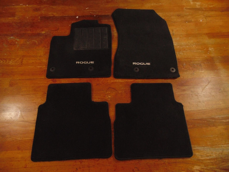 2021-2025 Juego de 4 alfombrillas Nissan Rogue negras OEM Foto 4 de 4