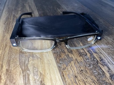 Sharper Image LED Lighted Reading Glasses +3.00 Magnification w/ Pouch