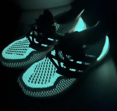 adidas ultra boost 2.0 ATR Limited Edition  Glow in the Dark  Women s 7.5