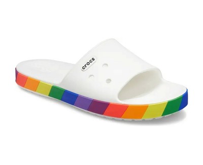crocs classic graphic clog