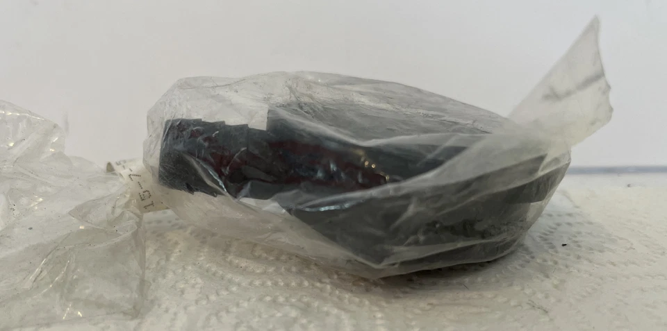 VÁLVULA DE VENTILACIÓN DE CÁRTER PCV 1157501567 -- PARA BMW 318I 318IS 318TI Z3 Foto 3 de 3