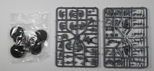 GAMES WORKSHOP 2015 WARHAMMER AOS SIGMAR FYRESLAYERS VULKITE BERZERKERS SET NEW - Picture 5 of 16