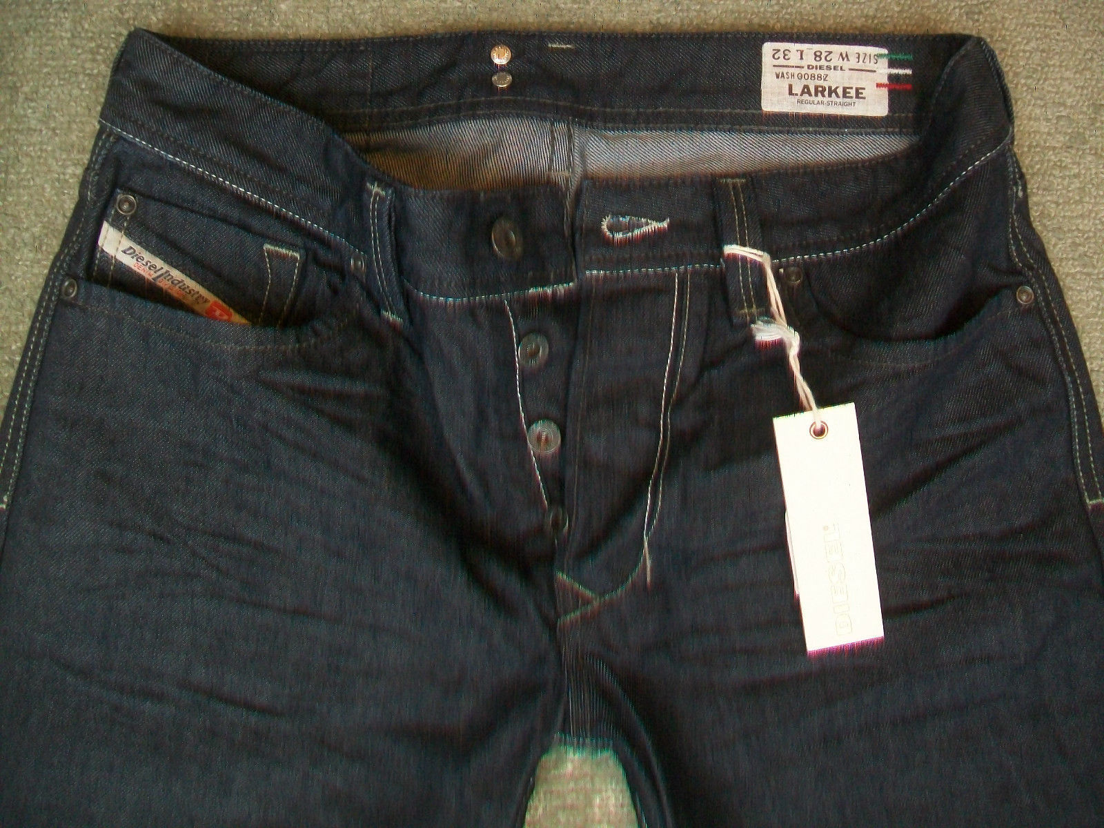 MENS DIESEL 'LARKEE' JEANS 0088Z BNWT SIZE 28 29 30 31 eBay
