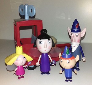nanny plum and wise old elf figure