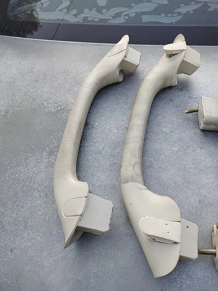 Juego de manijas de entrada de barra de agarre de techo interior Ford Escape Mazda Tribute 2001-04  Foto 2 de 3