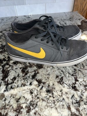 Nike Ruckus LA Men s Dark Grey/Yellow 10.5 Suede Sneakers