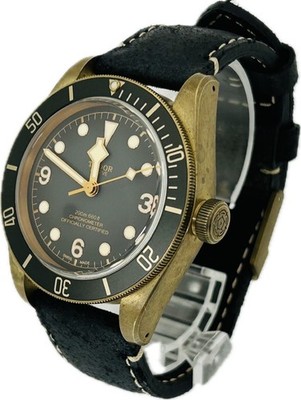 TUDOR BLACKBAY BRONZE M79250BA-0001 革ベルト Black Bay Bronze Leather Strap Watch M79250BA-0001 | REEDS Jewelers