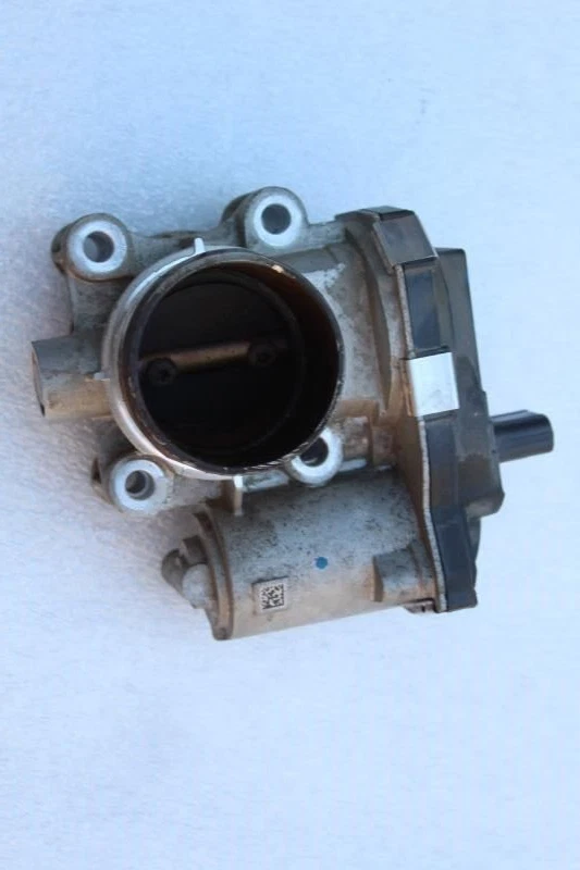 2016 CHEVROLET VOLT CUERPO DEL ACELERADOR 12651346 Foto 2 de 4