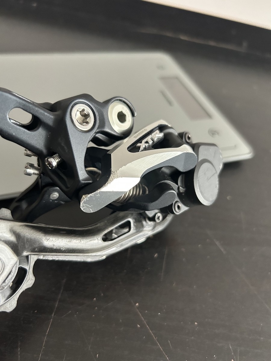 Shimano XTR RD-M985 Rear Derailleur 10s with Clutch Long Carbon