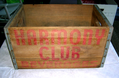 Harmony Club Beverages Wood Crate Soda Scranton Pa. 1960's   16x10x8.5'' Vintage 