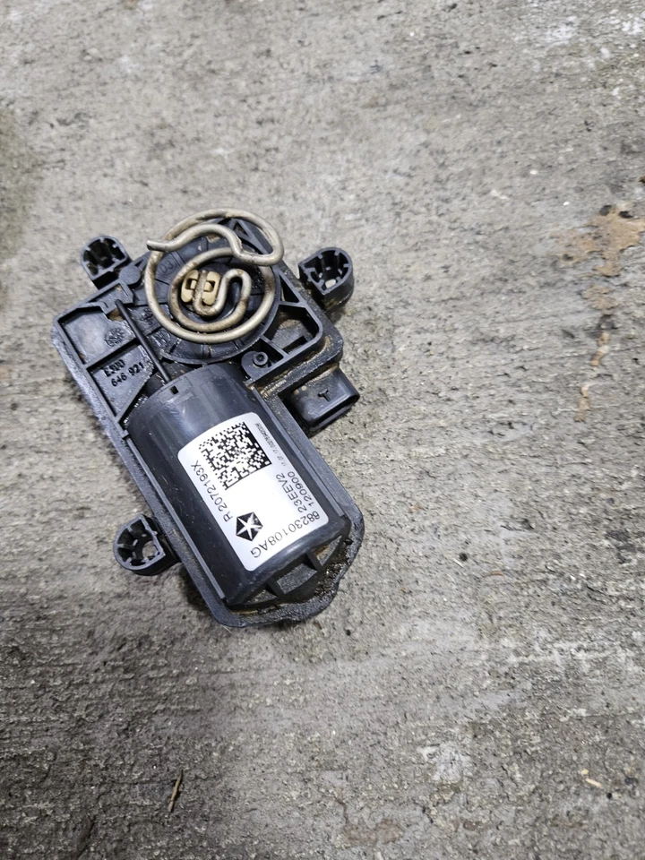 15-24 CARGADOR DODGE CHALLENGE SRT Pack PAR DE ACTUADORES DE VÁLVULA SILENCIADOR DE ESCAPE OEM Foto 3 de 4