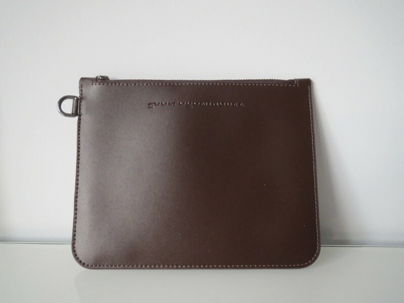 NECESER MARRON DE PIEL VAQUETA ADOLFO DOMINGUEZ NUEVO