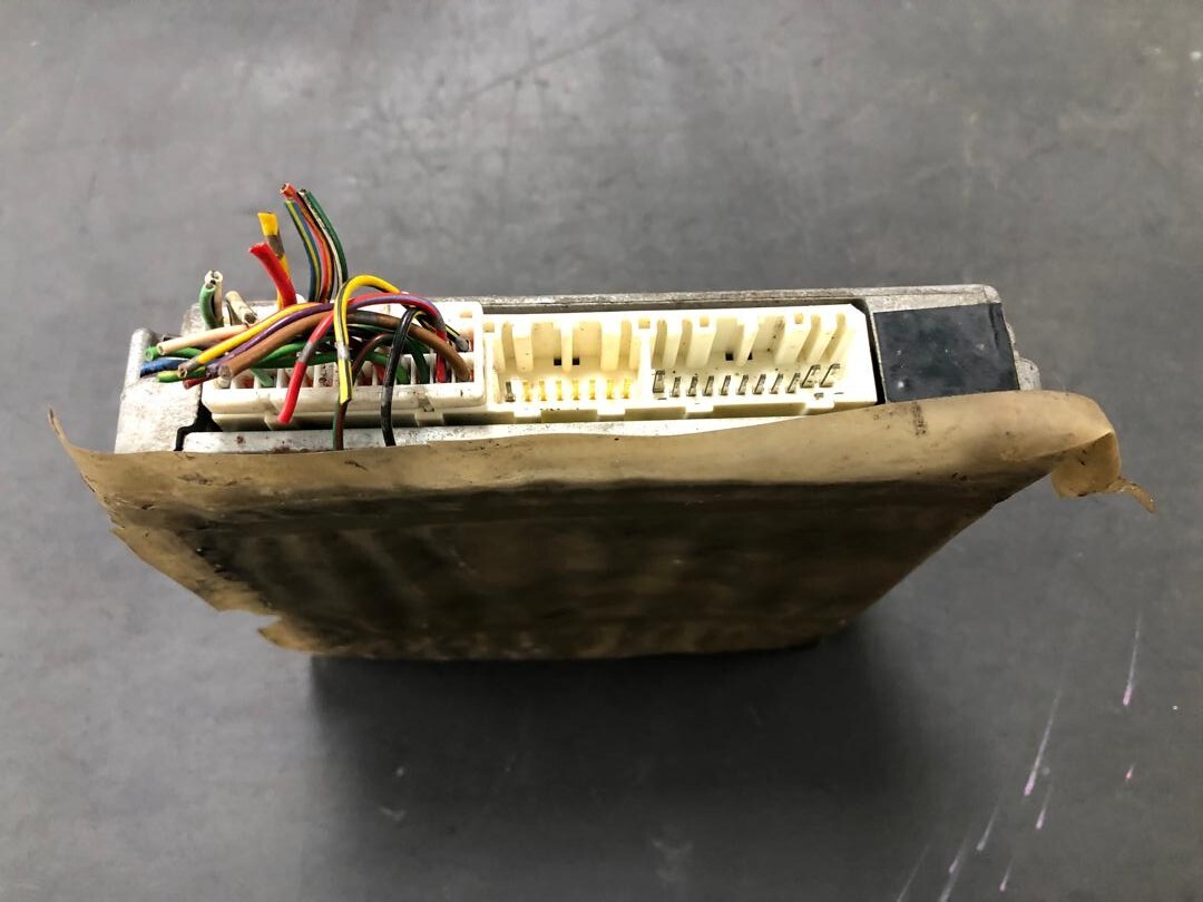 TOYOTA MARK2 CHASER CRESTA Engine Control Unit 1G-FE AT TOYOTA MARK2 CHASER CRESTA Engine Control Unit 1G-FE AT
