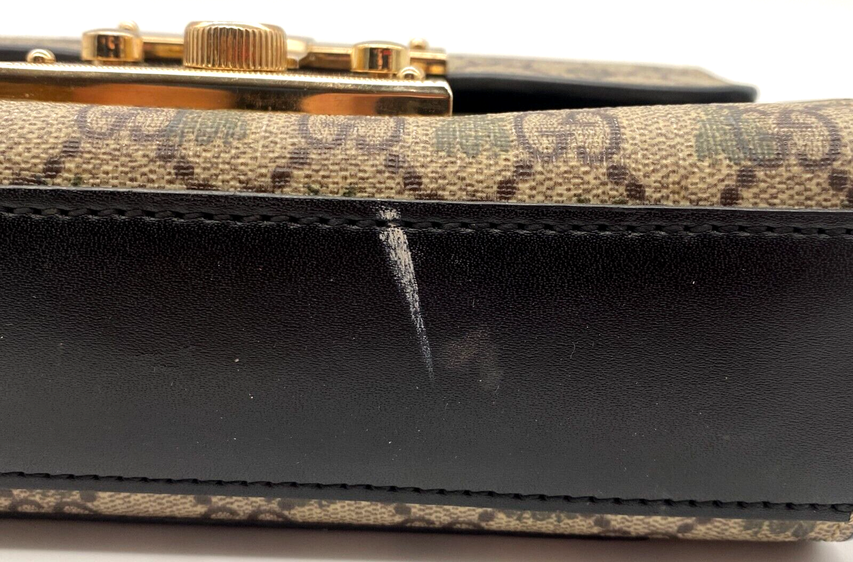 GUCCI 409487 GG Supreme BEE Leather Coated Canvas Small GUCCI 409487 GG Supreme BEE Leather Coated Canvas Small