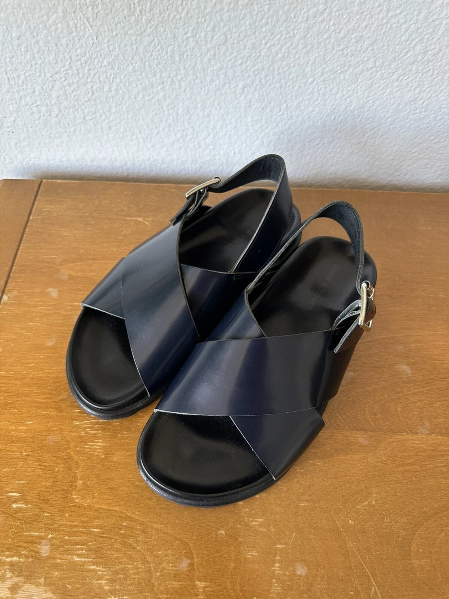 NEW Sofie D Hoore Fond Sandals Criss Cross Flat Sandals Navy Womens Size EU 35