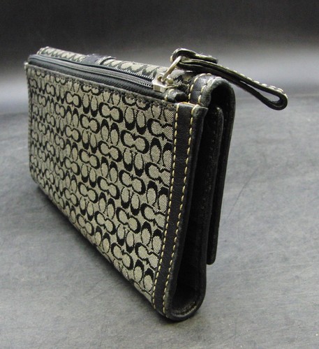 Coach Signature Black Beige Purse 12 Card Slots Coin Pouch Zipper Authentic - Afbeelding 10 van 11