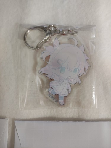 hololive Sakura Miko acrylic Keychain 2 type bundle SEVEN-ELEVEN - Picture 7 of 9