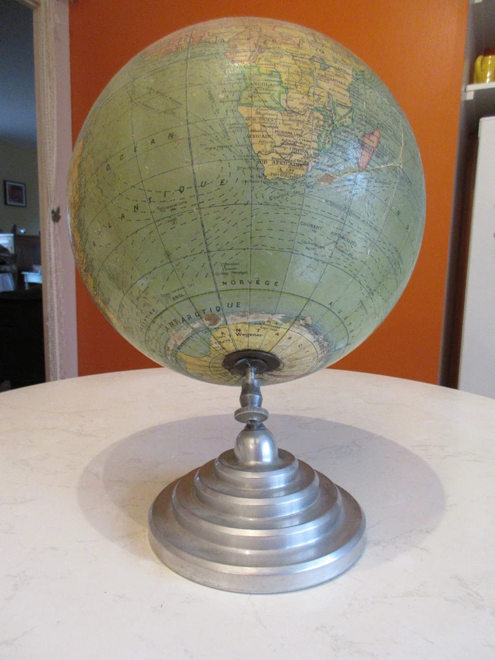 Grand globe terrestre carton et socle alu GIRARD BARRERE et THOMAS des années 40 - Photo 2/4