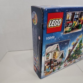 LEGO Creator Expert Winter Village Toy Shop 10249 &ndash; Brand New Sealed Retired Set
