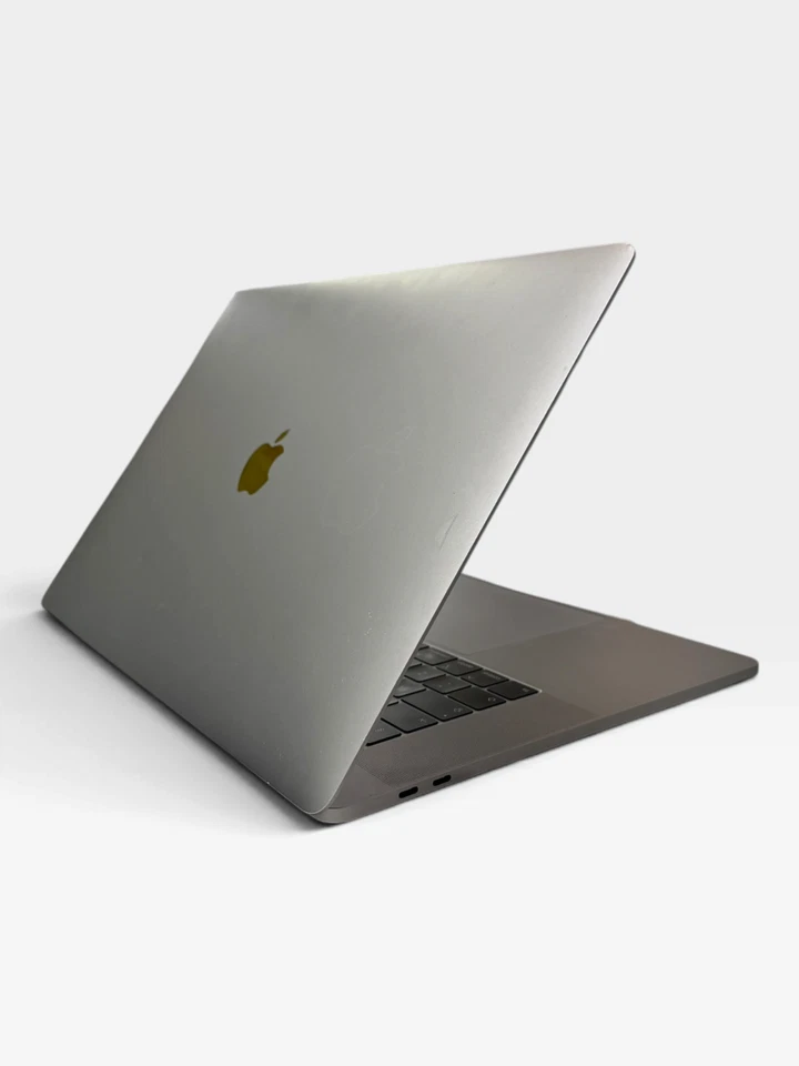 Apple MacBook Pro 15" 2018 · i7 · 16GB · 512GB, photo 1 of 5