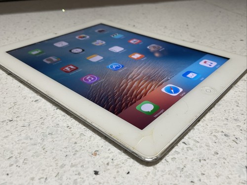 Apple iPad 2 32GB, A1396 Wi-Fi + 3G (Unlocked), 9.7in white (AU Stock) #12/2 - Picture 7 of 11