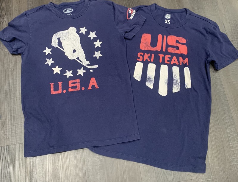 New American Eagle USA Lot Of 2 Men’s T-shirts Shirts Olympic Hockey Skiing XS