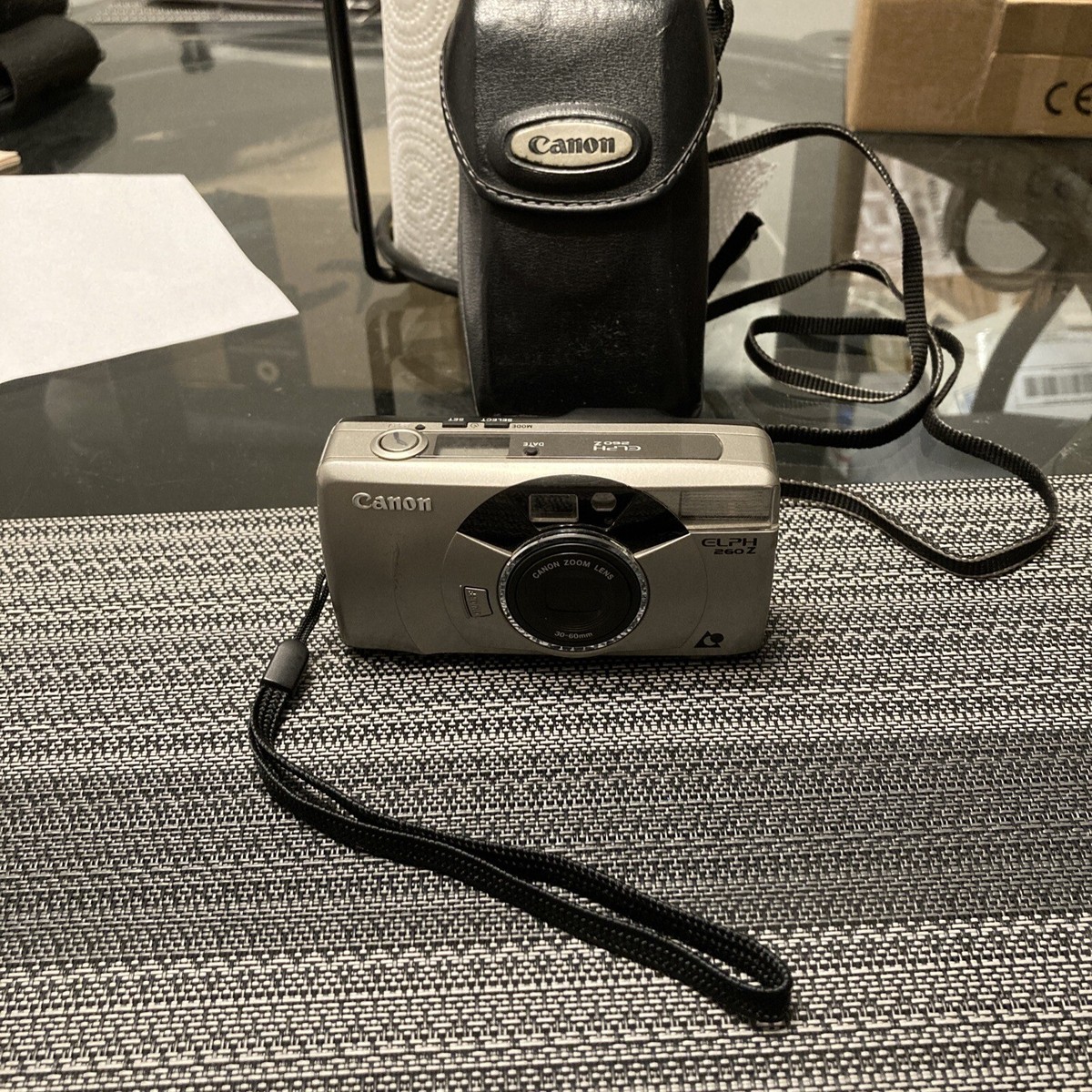Canon ELPH 260Z 35mm Film Camera 30-60mm Zoom Lens Tested Works W