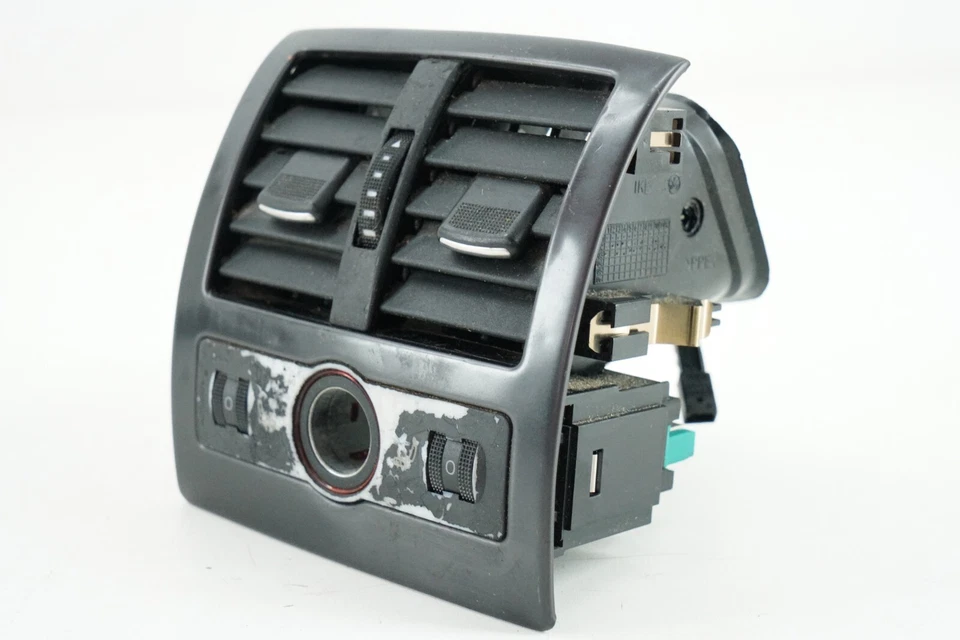 01-05 Audi Allroad consola central trasera rejilla ventilación aire con asiento térmico 4B0819203 Foto 3 de 4