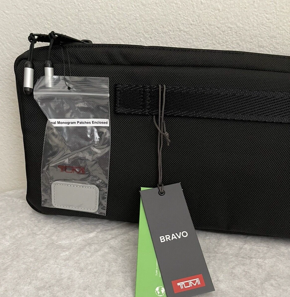 NWT Tumi Alpha Bravo Esports Pro Nylon Keyboard Case $195 Black - Image 3 of 4
