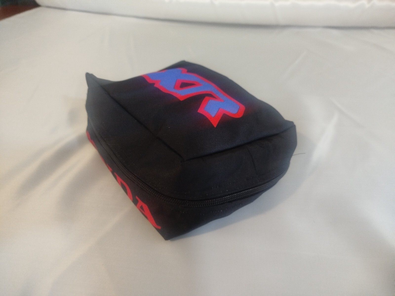 Picture 4 of 6