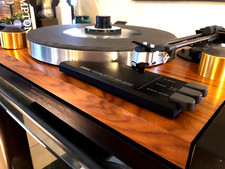 YAMAHA  PF-800.  Gold Edition