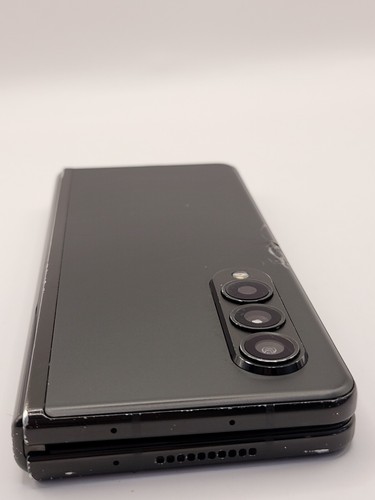 Samsung Galaxy Z Fold 3 5G 12/256 GB - MIDDLE SCREEN DEAD - Picture 8 of 12