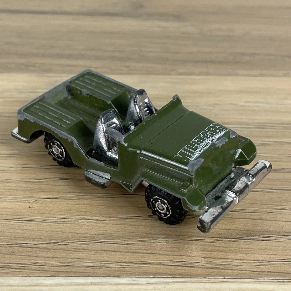 Yat Ming Military Action Set Jeep - Army Green - 8006 Diecast Car Vehicle Loose - Image 2 of 4