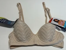 NWT Barely There Custom Flex Underwire Bra 4751 Size XS
