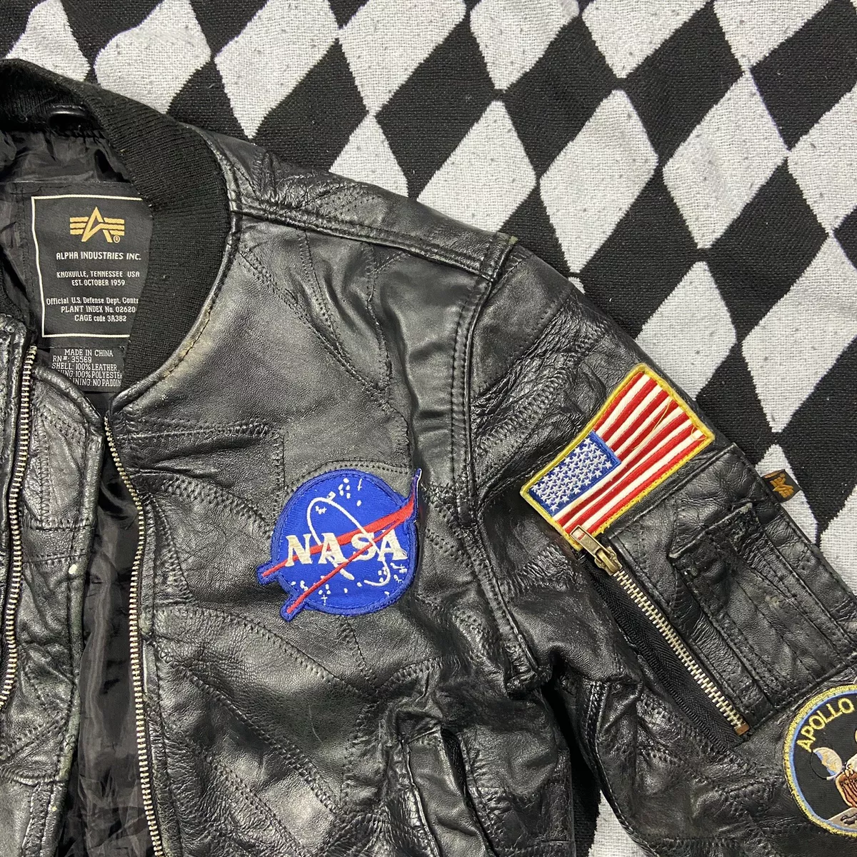 Alpha Industries Inc United States Space Command NASA Leather Bomber Jacket  YS