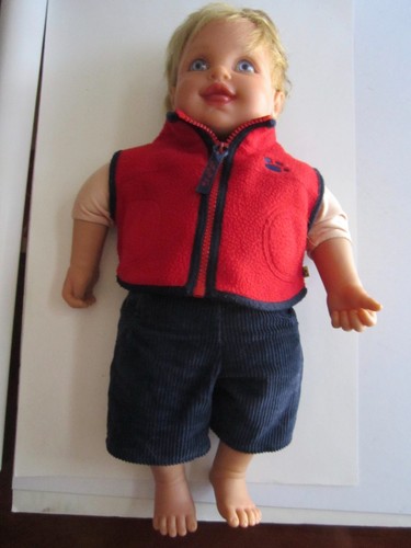 BUILD A BEAR WORKSHOP BOY DOLL - BLUE EYES - 20" LONG - SEE PICS - NICE CONDIT.
