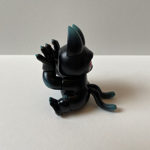 Grape Brain hell cat onigiri Japan capsule toy figure - Black Cat Sitting - Picture 2 of 5