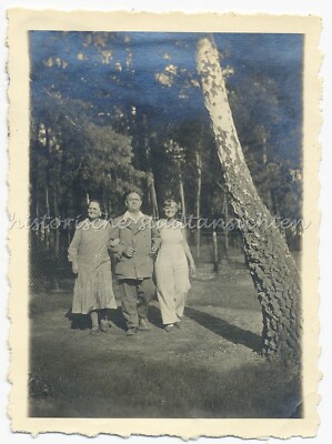 Mother, Father & Daughter Luci am Wannsee 1931 - Berlin - Old Photo 1930s