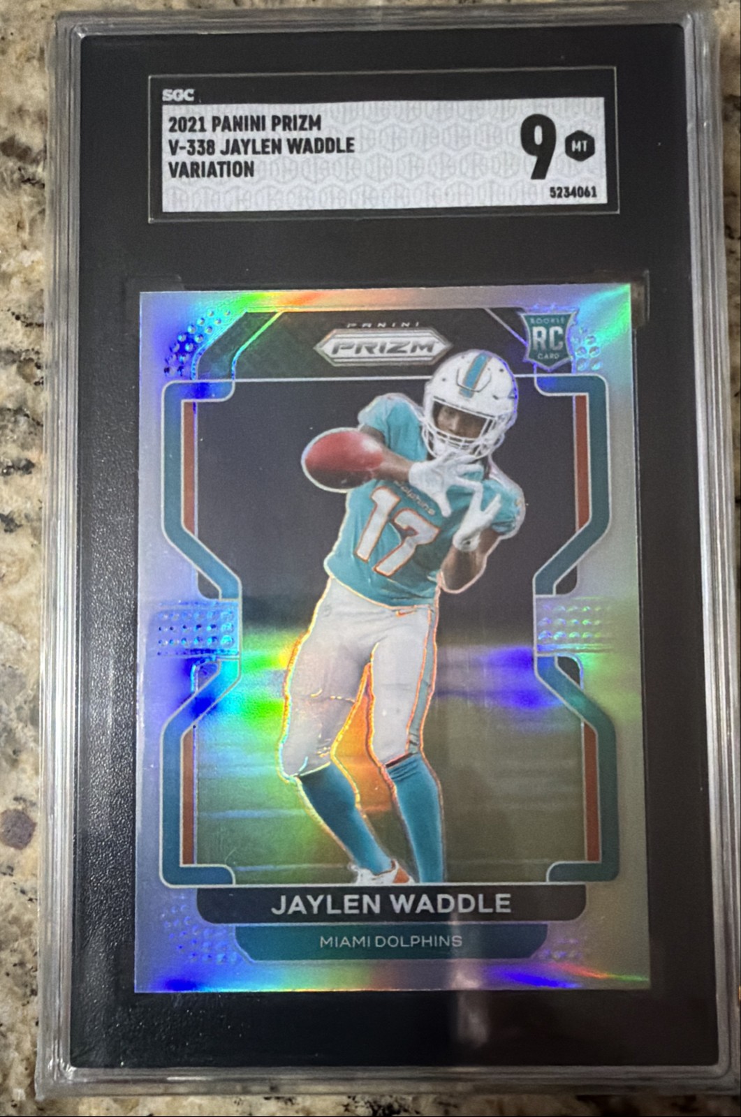 2021 Panini Prizm - Rookie Variation Jaylen Waddle #V-338 Silver Prizm (RC) 