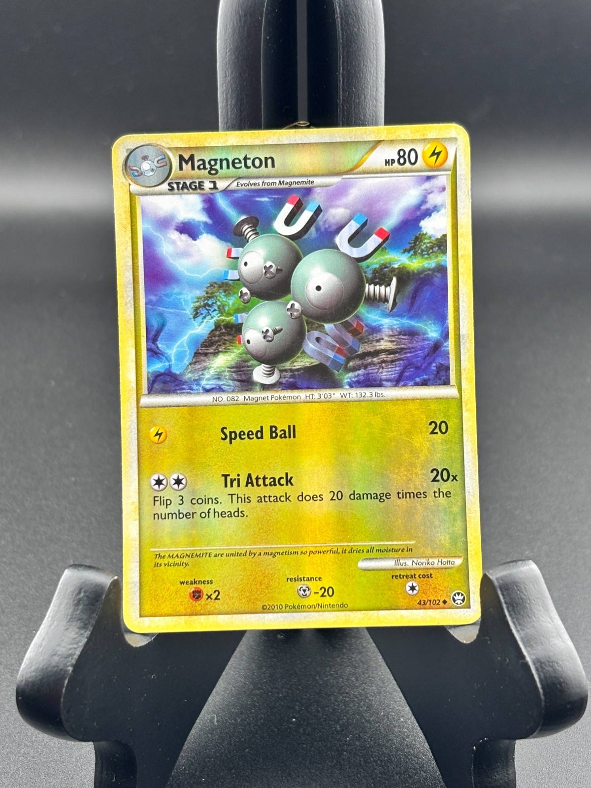 Magneton - 43/102 Triumphant - Reverse Holo - Pokemon TCG Card