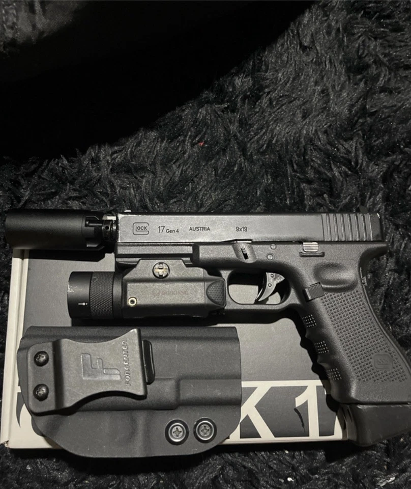 Pistola Elite Force 2276300 Glock G17 Gen 4 6 mm GBB Blowback, Airsoft - Negra Foto 3 de 4