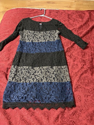 Ella Moss Dress - Picture 2 of 4
