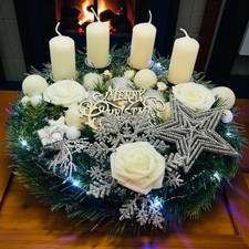 Adventskranz Adventsgesteck Tischdekoration Weihnachtsgesteck mit LED.