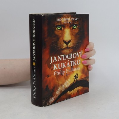 Jeho temné esence. Svazek III, Jantarové kukátko  |  Dominika Křesťanová