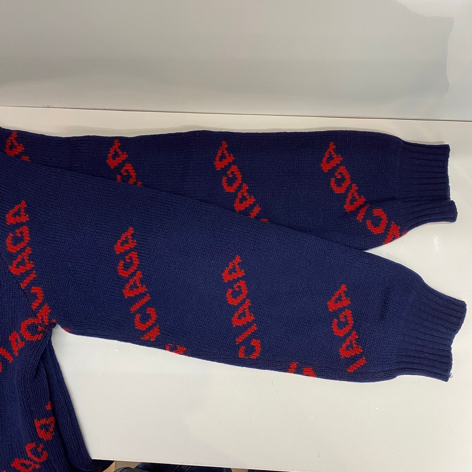 Balenciaga 18SS Navy M Sweater AB Used with Pilling From Japan thumbnail 4