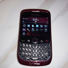 BlackBerry Curve 9330 Verizon   Maple Red   Fully Working  8GB microSD